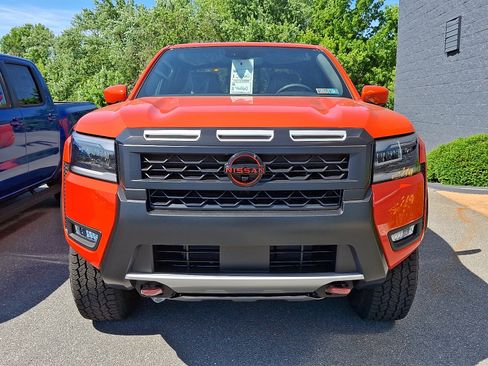 New 2026 Nissan Frontier PRO-4X w/ Pro Premium Package AWD/4WD image 2