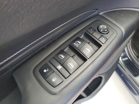 Used 2024 Dodge Durango GT image 23