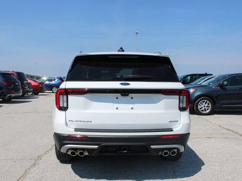 Used 2025 Ford Explorer Platinum w/ Ultimate Package AWD/4WD image 4