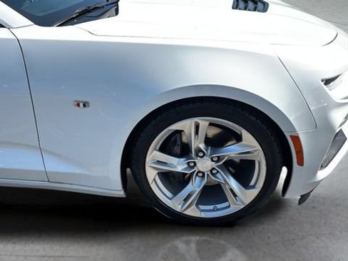 Used 2021 Chevrolet Camaro SS RWD image 36