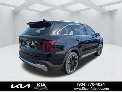 New 2026 Kia Sorento EX w/ EX Premium Package FWD image 3
