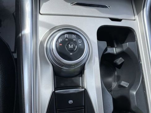 Used 2020 Ford Explorer XLT w/ Equipment Group 202A image 19