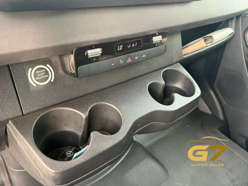 Used 2019 Mercedes-Benz Sprinter 170 image 22