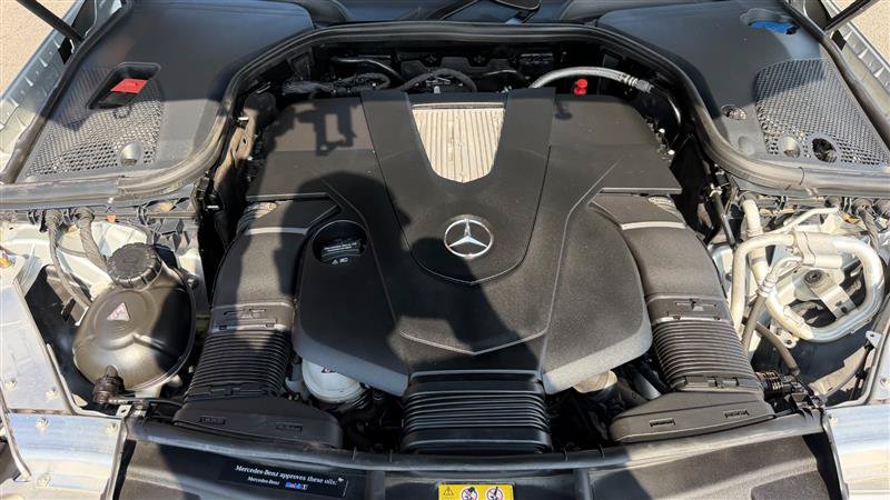 Used 2018 Mercedes-Benz E 400 Coupe image 9