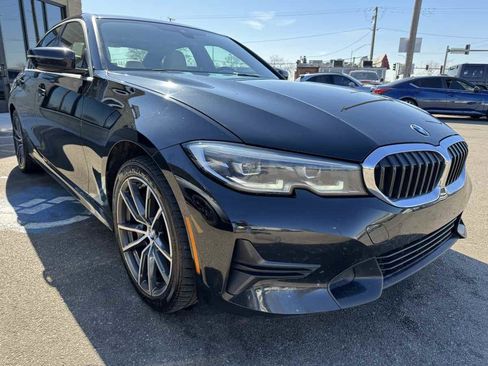 Used 2020 BMW 330i xDrive Sedan w/ Convenience Package image 3