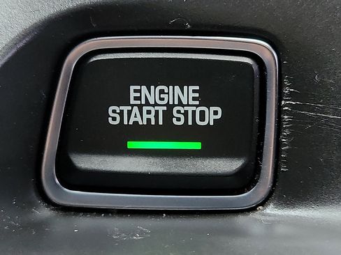 Used 2021 Chevrolet Camaro LT RWD image 17