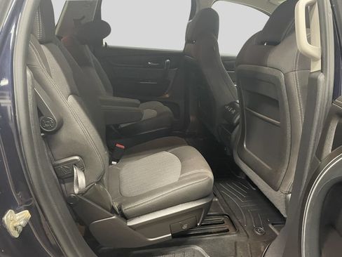 Used 2017 Chevrolet Traverse LT w/ Style and Technology Package AWD/4WD image 8