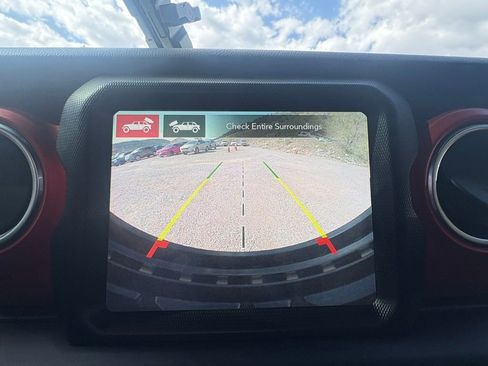 Used 2021 Jeep Wrangler Unlimited Rubicon image 30