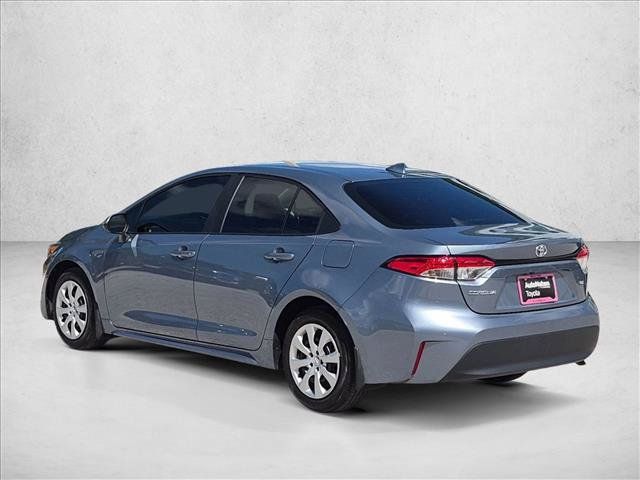 Used 2025 Toyota Corolla LE FWD image 8