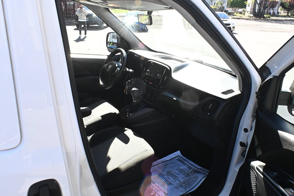 Used 2019 RAM ProMaster City Tradesman FWD image 9
