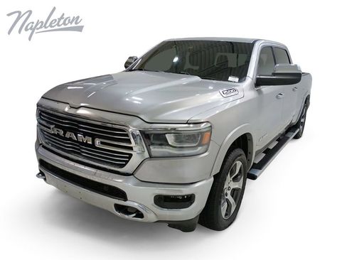 Used 2022 RAM 1500 Laramie AWD/4WD image 3