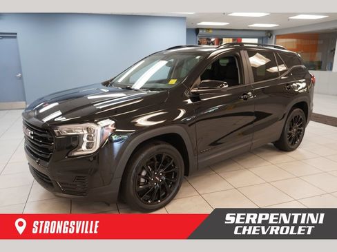 Used 2023 GMC Terrain SLE w/ Driver Convenience Package AWD/4WD image 1