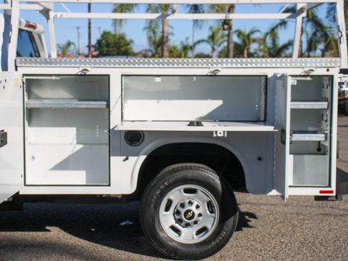 Used 2023 Chevrolet Silverado 2500 W/T w/ WT Fleet Convenience Package RWD image 6