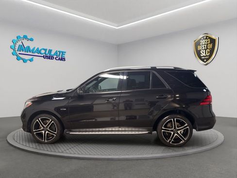 Used 2018 Mercedes-Benz GLE 43 AMG 4MATIC w/ Premium 2 Package image 2