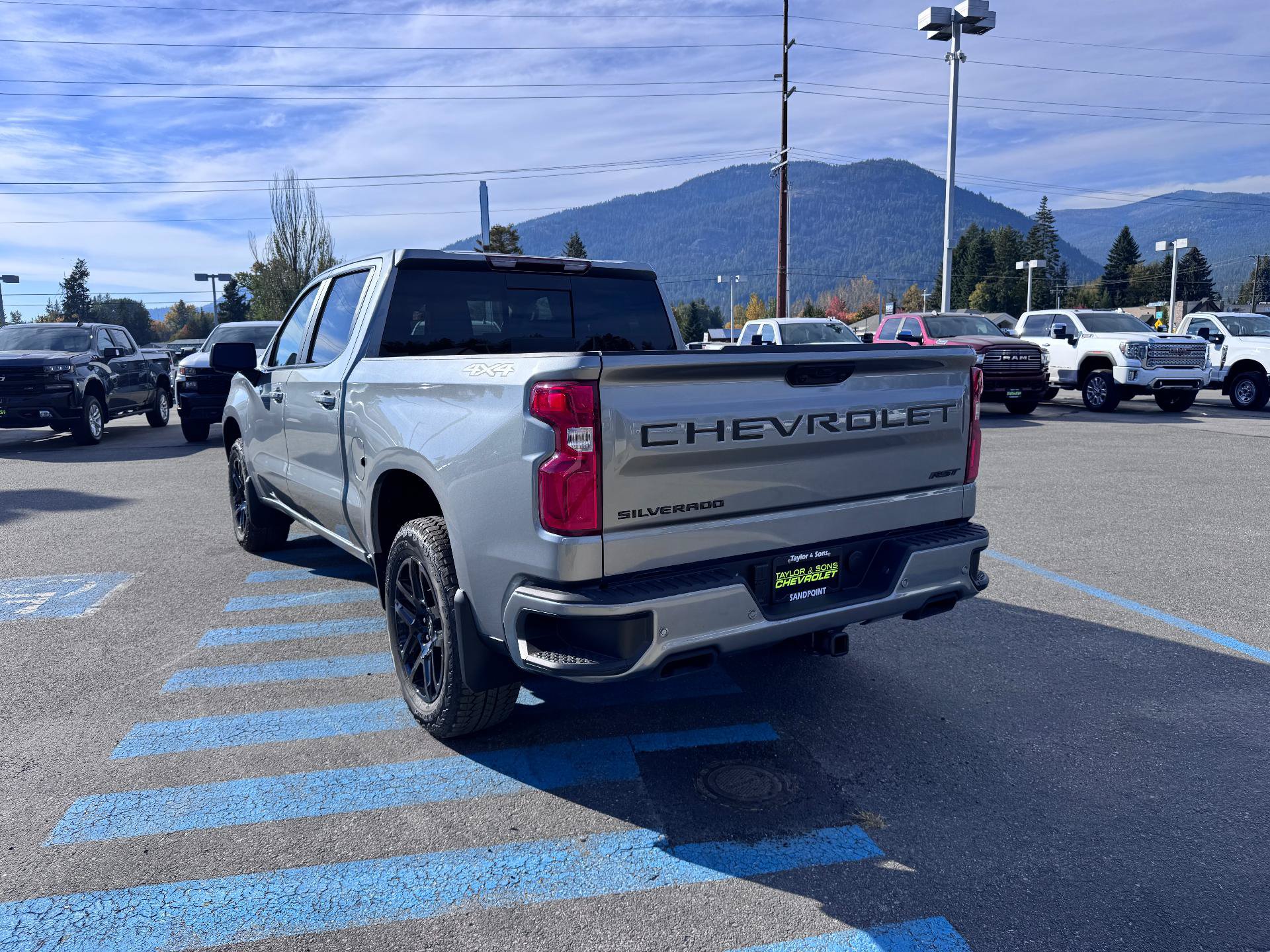 New 2026 Chevrolet Silverado 1500 RST w/ RST All Star Premium Package AWD/4WD image 5