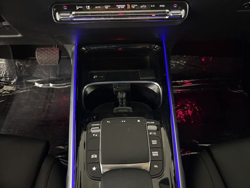 Certified 2023 Mercedes-Benz GLB 250 image 17