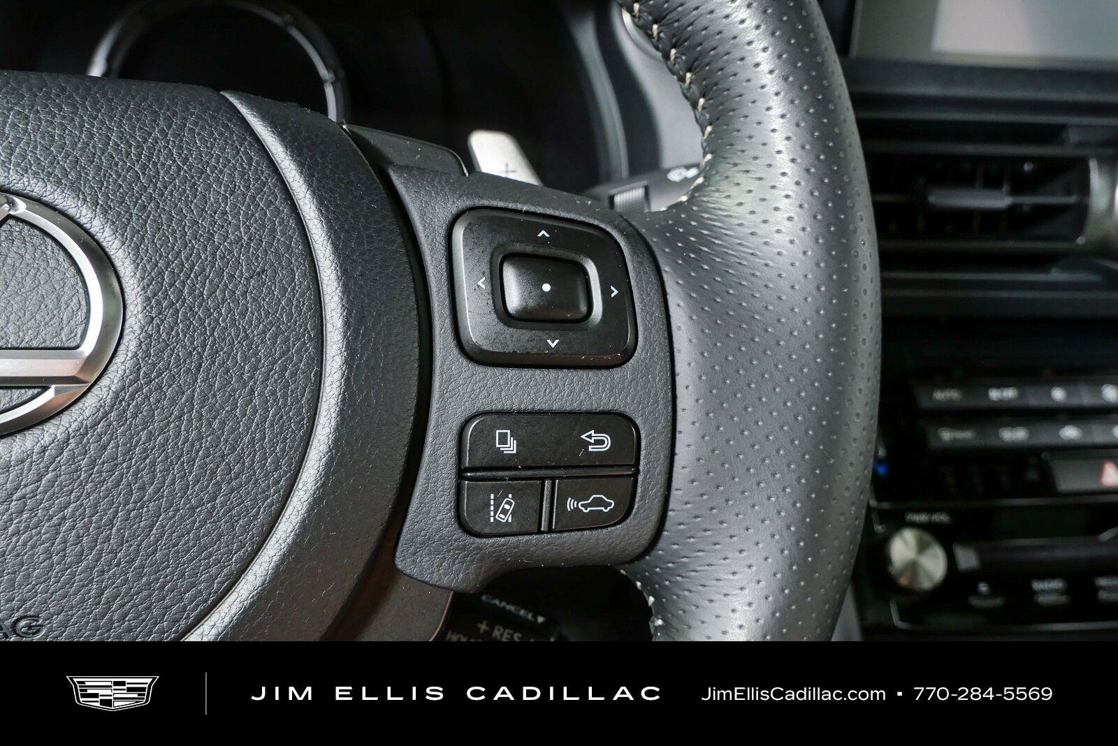 Used 2025 Lexus IS 350 F Sport RWD image 11
