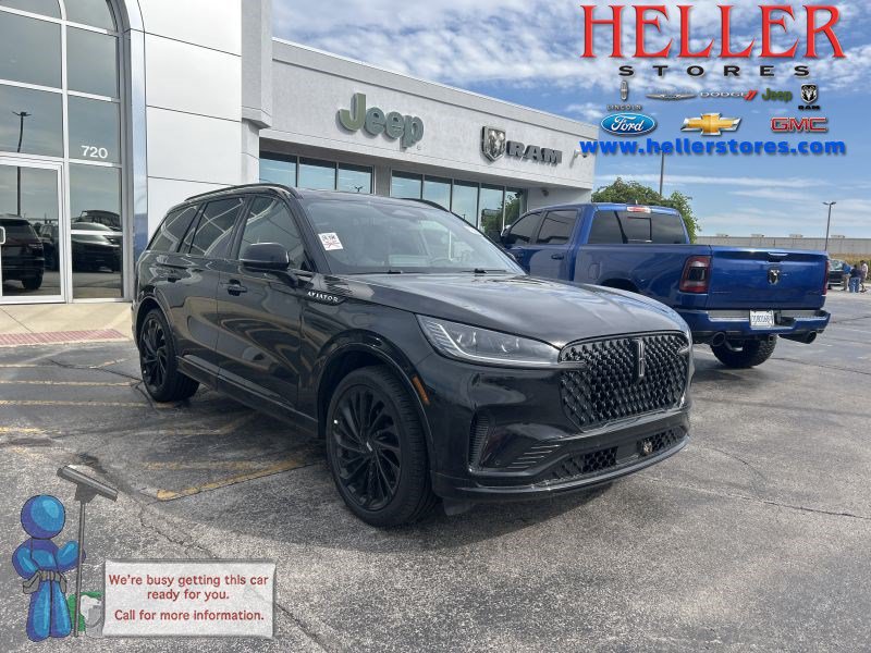 Used 2026 Lincoln Aviator Reserve AWD/4WD image 1
