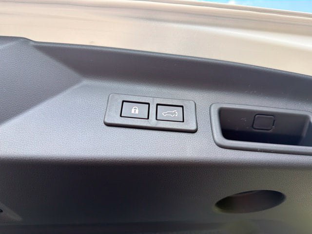 New 2026 Subaru Forester Touring AWD/4WD image 10