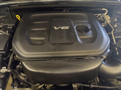 Used 2018 Dodge Durango GT w/ Premium Group RWD image 30