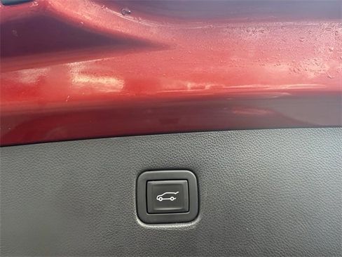 Used 2021 Chevrolet Blazer RS w/ Enhanced Convenience Package image 12