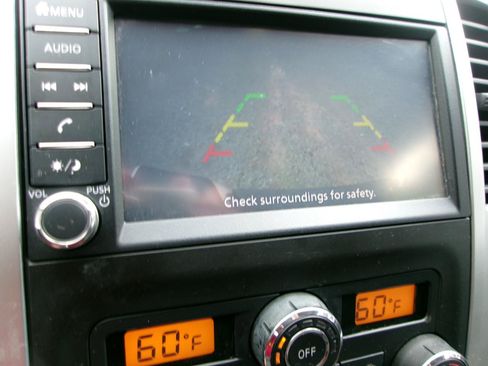 Used 2021 Nissan Frontier SV AWD/4WD image 4