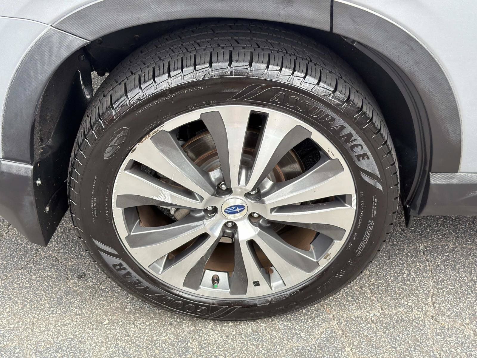 Used 2019 Subaru Ascent Limited w/ Popular Package #2A AWD/4WD image 17