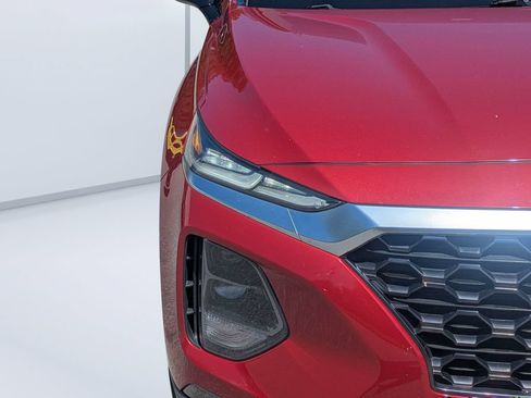 Used 2019 Hyundai Santa Fe Limited FWD image 9