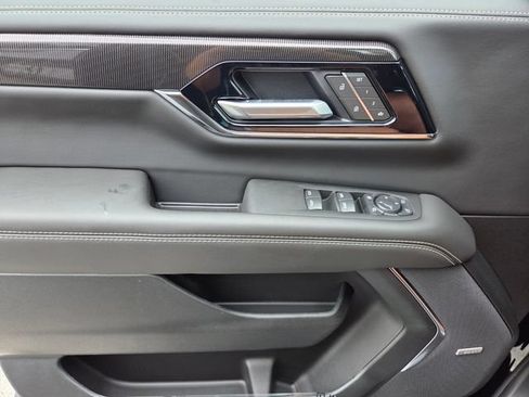 New 2026 GMC Yukon Elevation w/ Elevation Premium Package RWD image 13