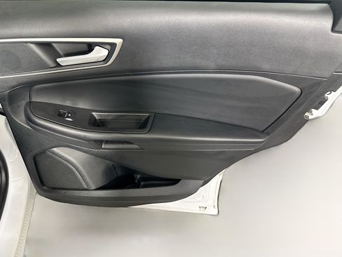 Used 2024 Ford Edge SEL AWD/4WD image 28