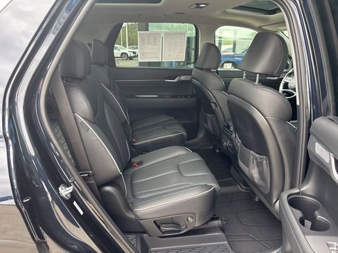 Used 2024 Hyundai Palisade Limited AWD/4WD image 15