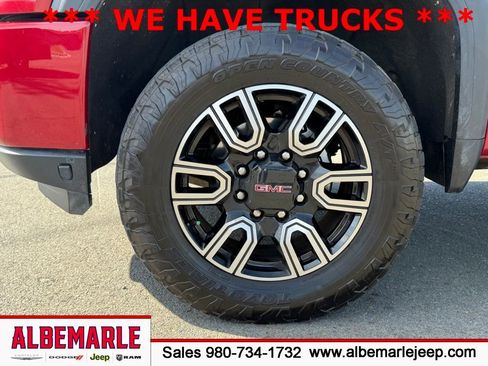 Used 2022 GMC Sierra 2500 AT4 AWD/4WD image 10