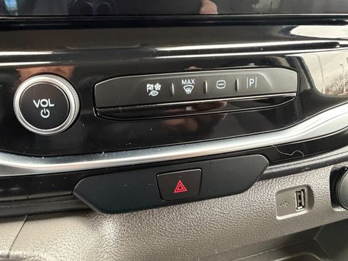 Used 2024 Ford Transit 350 XLT image 16