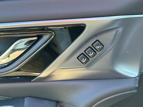 Certified 2023 Subaru Outback Limited image 17