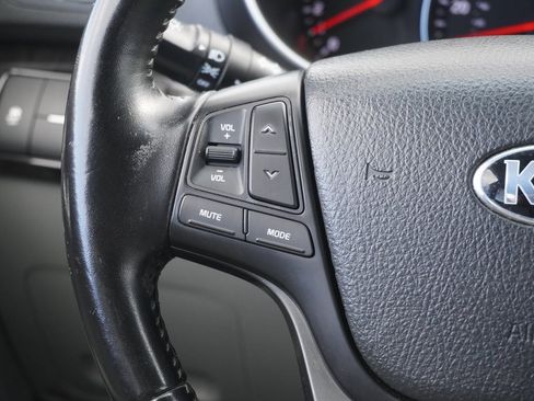 Used 2014 Kia Sorento LX image 13