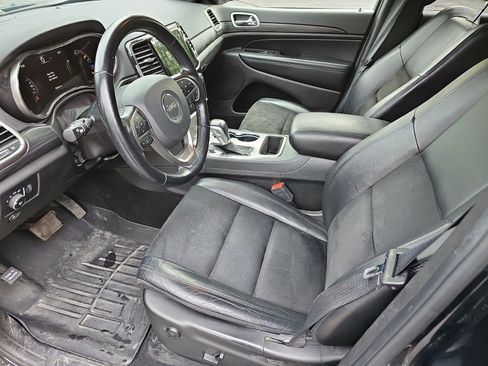 Used 2021 Jeep Grand Cherokee Laredo X AWD/4WD image 18