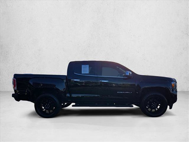 Used 2022 GMC Canyon Denali w/ Denali Black Edition Package RWD image 4