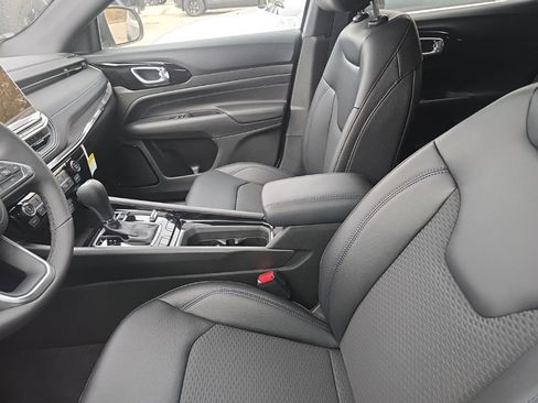 New 2026 Jeep Compass Latitude w/ Quick Order Package 29K image 11