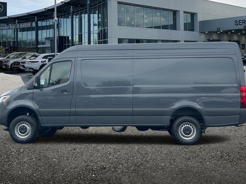 New 2026 Mercedes-Benz Sprinter 2500 image 7