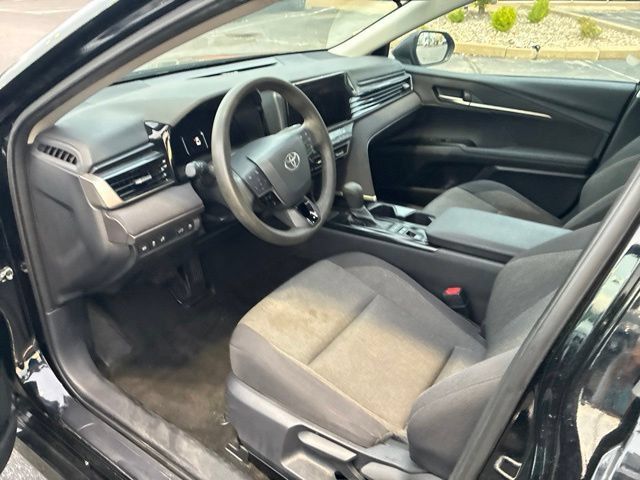 Used 2025 Toyota Camry LE FWD image 29