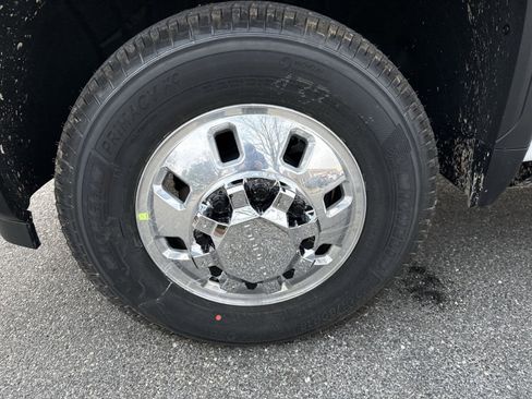 New 2026 GMC Sierra 3500 Denali Ultimate image 10