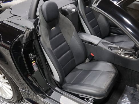 Used 2005 Mercedes-Benz SLK 55 AMG image 35