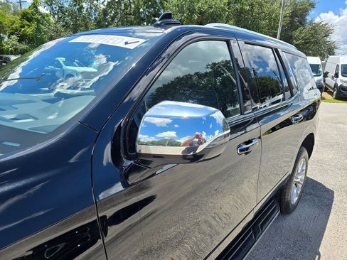 Used 2023 Chevrolet Tahoe Premier RWD image 11