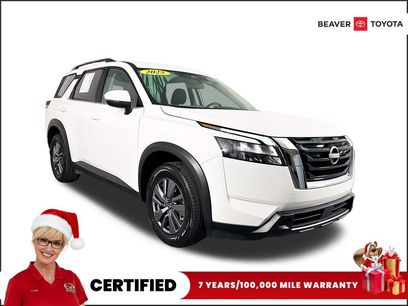 Used 2025 Nissan Pathfinder SV