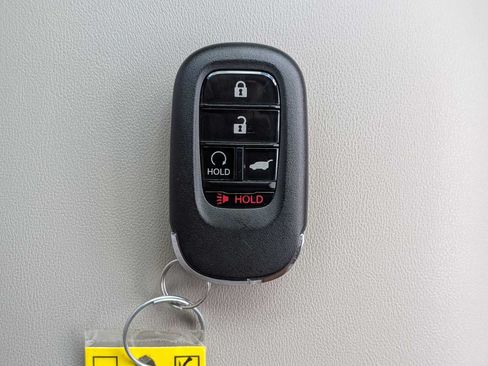 Certified 2024 Honda HR-V EX-L image 33