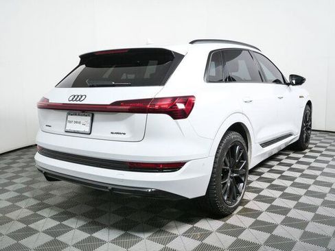 Used 2023 Audi e-tron Chronos w/ Chronos Package AWD/4WD image 3
