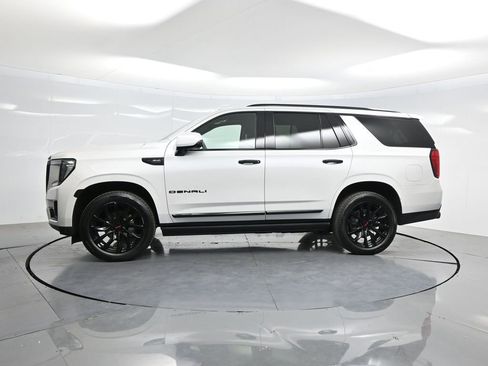 Used 2023 GMC Yukon Denali image 50
