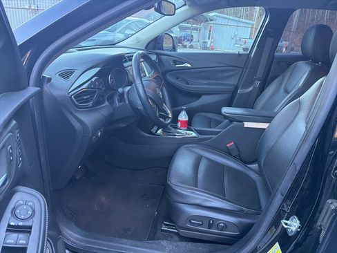 Used 2022 Buick Encore GX Essence image 6