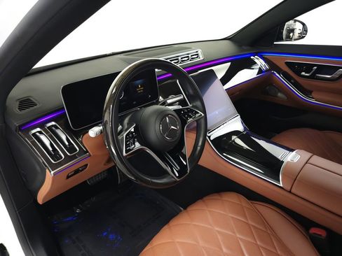 Certified 2023 Mercedes-Benz S 500 4MATIC image 9