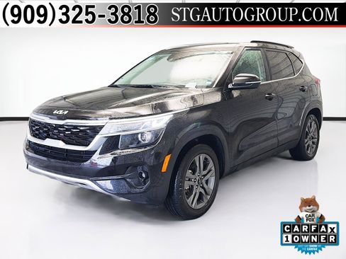 Used 2023 Kia Seltos S w/ Navigation Package FWD image 1